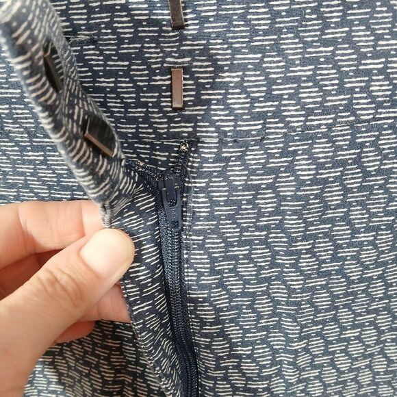 Ann Taylor Blue White Cropped Pants - Picture 7 of 11